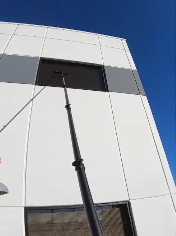 Commercial Window Glass Cleaning Commercial Window Glass Cleaning