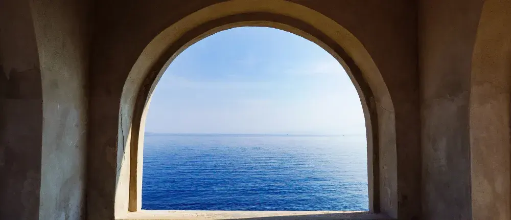 ocean view from waterfront home window